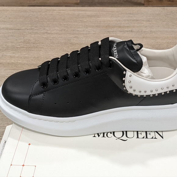 Mens Alexander McQueen Oversized Moto Leather Sneakers Black/White - Picture 5 of 6